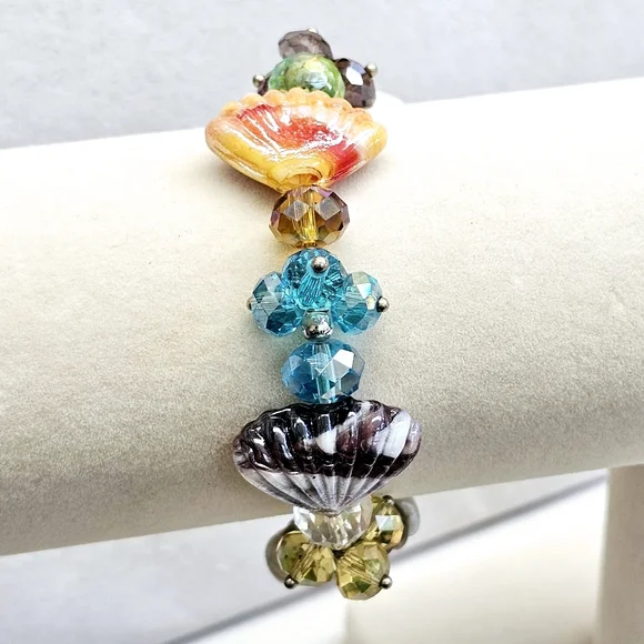 Glass Bead Seashell Bracelet Stretchy - Picture 12 of 15